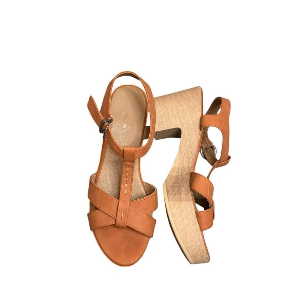 Tan Cognac Faux Leather Platform T-Strap Block Heel Sandals Size 6